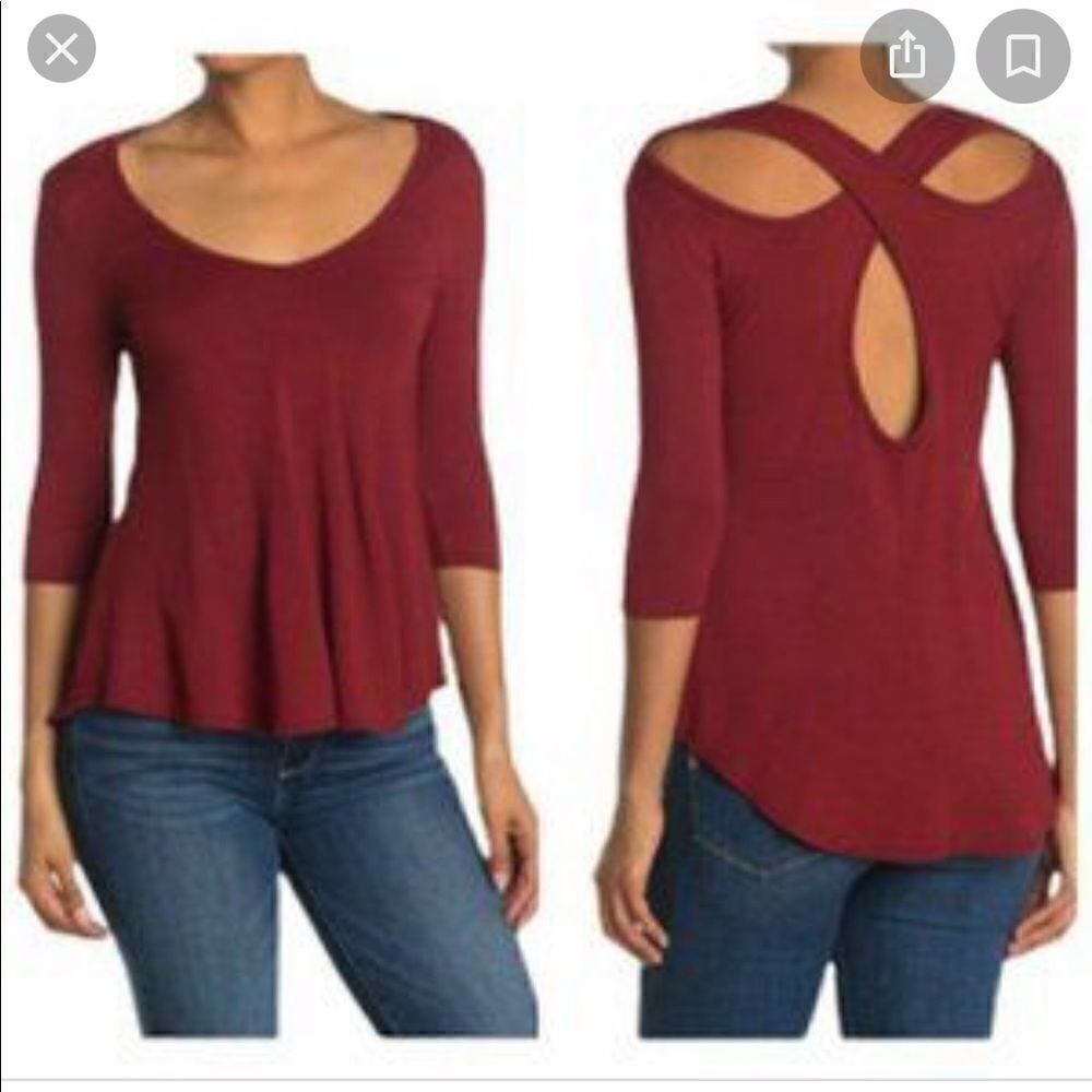 Baea Red Cross Back 3/4 Sleeve Top
